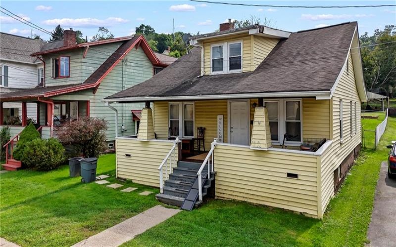 34 Springfield Ave, Washington, 15301, 3 Bedroom Bedrooms, 7 Room Rooms,1.1 BathroomBathrooms,Residential,For Sale,Springfield Ave,1775488