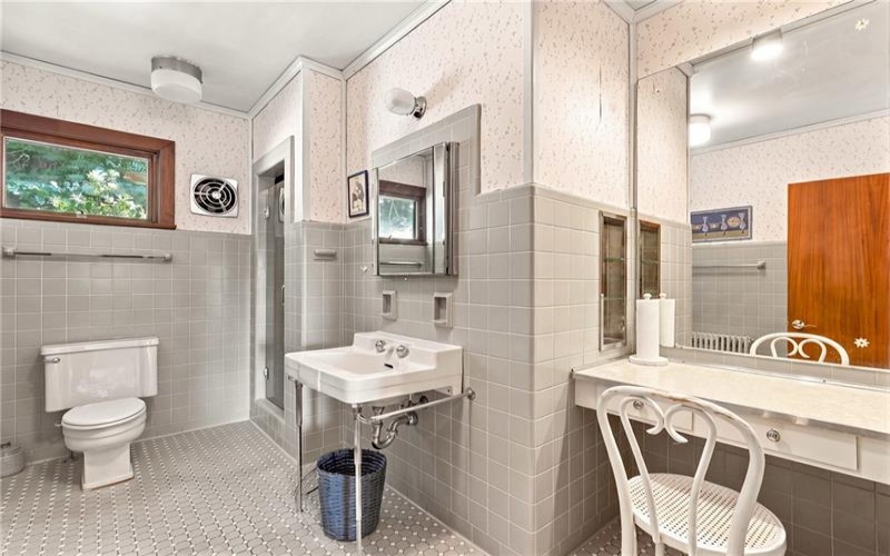 428 Jefferson School Rd, Ligonier, 15658, 8 Bedroom Bedrooms, 14 Room Rooms,5.2 BathroomBathrooms,Residential,For Sale,Jefferson School Rd,1775495