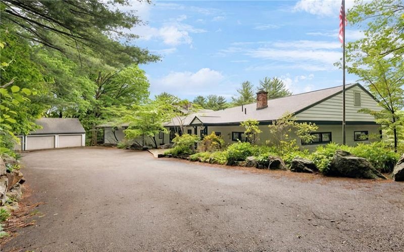 428 Jefferson School Rd, Ligonier, 15658, 8 Bedroom Bedrooms, 14 Room Rooms,5.2 BathroomBathrooms,Residential,For Sale,Jefferson School Rd,1775495