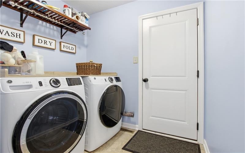 5026 Firwood Dr, Canonsburg, 15317, 4 Bedroom Bedrooms, 12 Room Rooms,3.1 BathroomBathrooms,Residential,For Sale,Firwood Dr,1775528