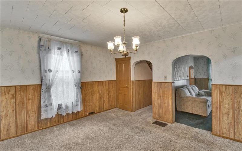 524 8th St, Irwin, 15642, 2 Bedroom Bedrooms, 5 Room Rooms,1.1 BathroomBathrooms,Residential,For Sale,8th St,1775559