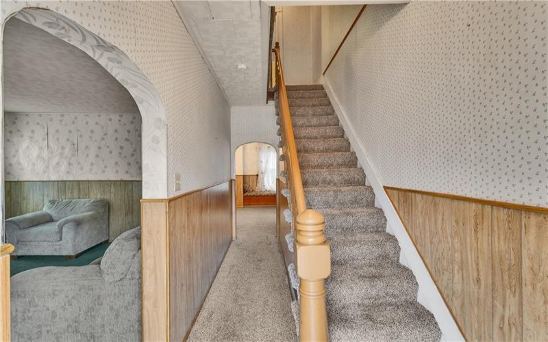 524 8th St, Irwin, 15642, 2 Bedroom Bedrooms, 5 Room Rooms,1.1 BathroomBathrooms,Residential,For Sale,8th St,1775559