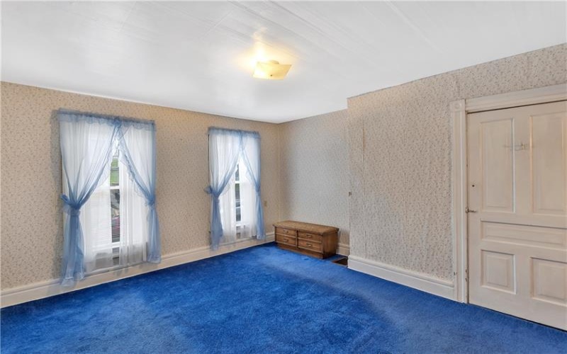524 8th St, Irwin, 15642, 2 Bedroom Bedrooms, 5 Room Rooms,1.1 BathroomBathrooms,Residential,For Sale,8th St,1775559