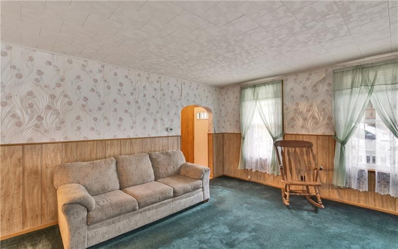 524 8th St, Irwin, 15642, 2 Bedroom Bedrooms, 5 Room Rooms,1.1 BathroomBathrooms,Residential,For Sale,8th St,1775559