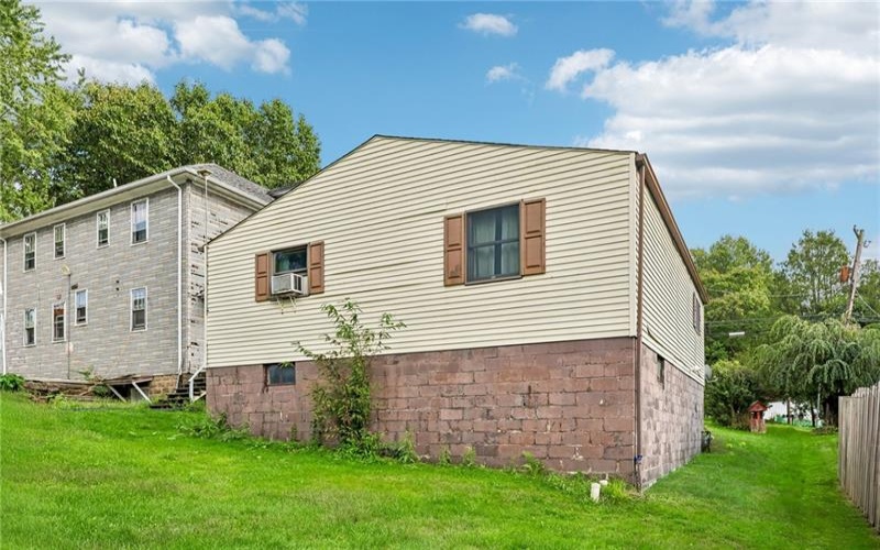 1638 Hancock AVENUE, Apollo, 15613, 2 Bedroom Bedrooms, 4 Room Rooms,1 BathroomBathrooms,Residential,For Sale,Hancock,1775597