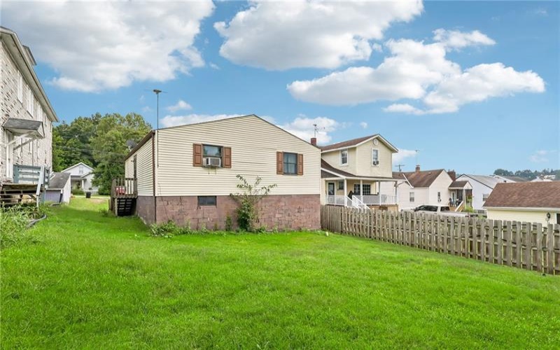 1638 Hancock AVENUE, Apollo, 15613, 2 Bedroom Bedrooms, 4 Room Rooms,1 BathroomBathrooms,Residential,For Sale,Hancock,1775597