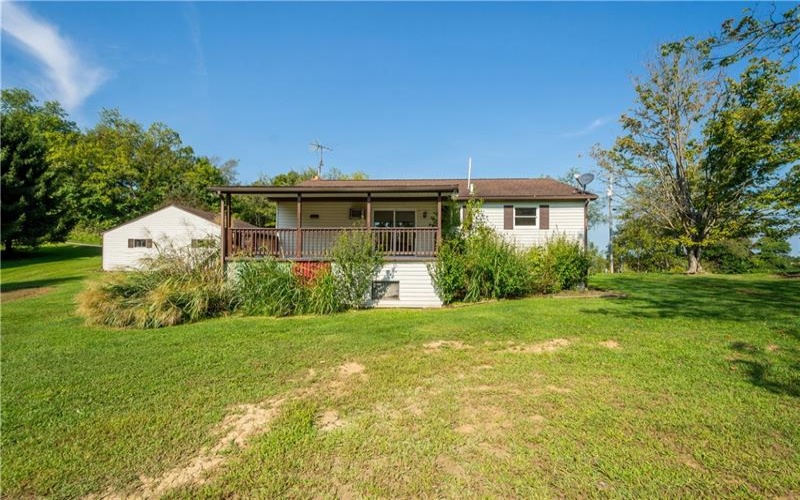 614 Mount Hope Ridge Rd, Claysville, 15323, 2 Bedroom Bedrooms, 5 Room Rooms,2 BathroomBathrooms,Residential,For Sale,Mount Hope Ridge Rd,1775158