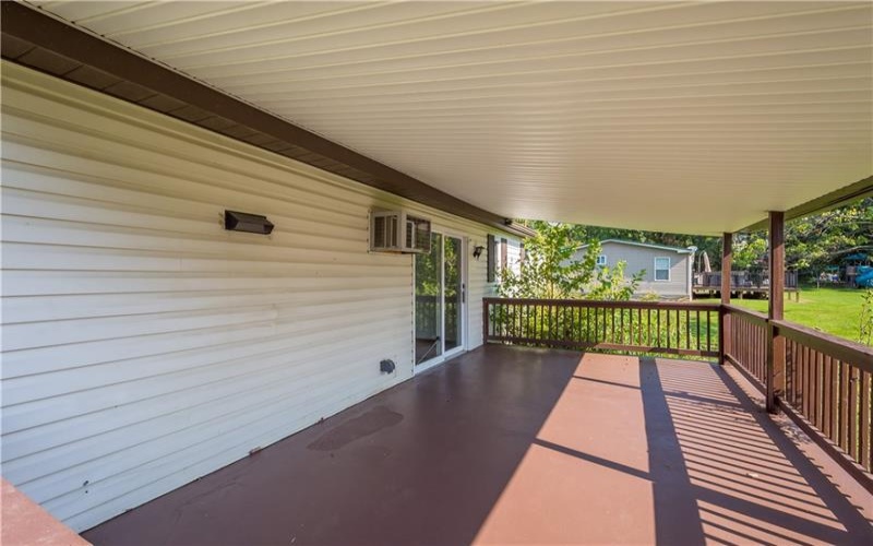 614 Mount Hope Ridge Rd, Claysville, 15323, 2 Bedroom Bedrooms, 5 Room Rooms,2 BathroomBathrooms,Residential,For Sale,Mount Hope Ridge Rd,1775158