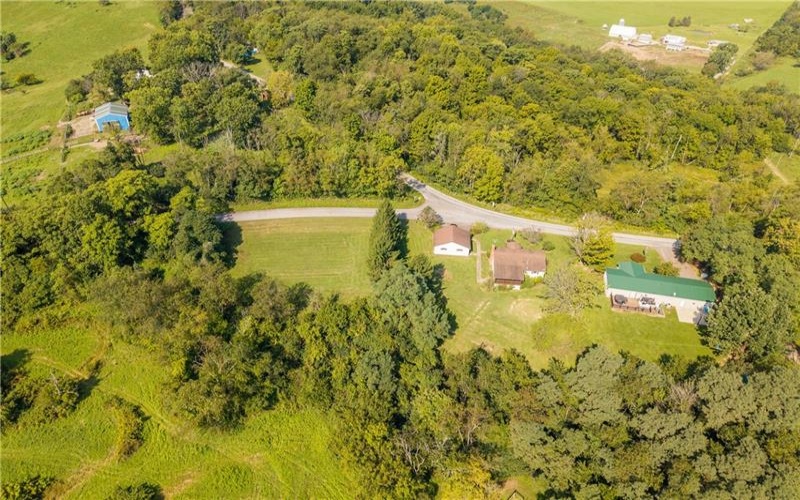 614 Mount Hope Ridge Rd, Claysville, 15323, 2 Bedroom Bedrooms, 5 Room Rooms,2 BathroomBathrooms,Residential,For Sale,Mount Hope Ridge Rd,1775158