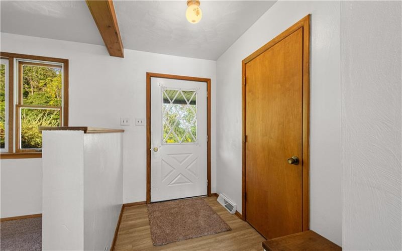 614 Mount Hope Ridge Rd, Claysville, 15323, 2 Bedroom Bedrooms, 5 Room Rooms,2 BathroomBathrooms,Residential,For Sale,Mount Hope Ridge Rd,1775158