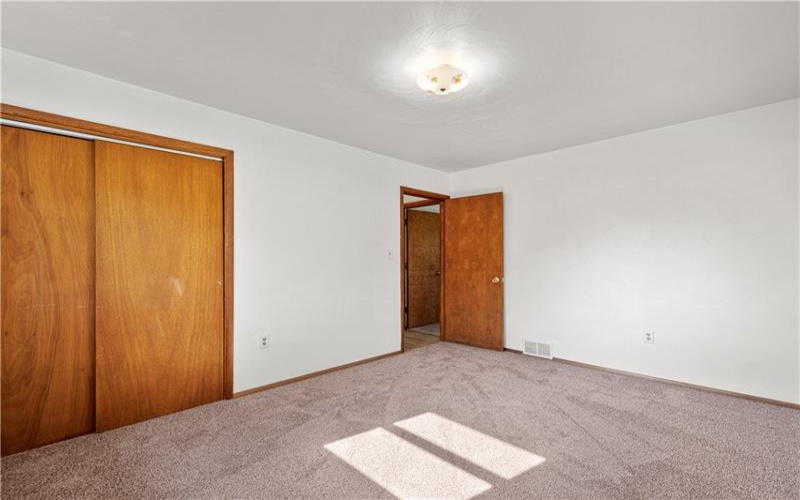 614 Mount Hope Ridge Rd, Claysville, 15323, 2 Bedroom Bedrooms, 5 Room Rooms,2 BathroomBathrooms,Residential,For Sale,Mount Hope Ridge Rd,1775158