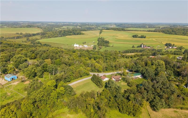 614 Mount Hope Ridge Rd, Claysville, 15323, 2 Bedroom Bedrooms, 5 Room Rooms,2 BathroomBathrooms,Residential,For Sale,Mount Hope Ridge Rd,1775158