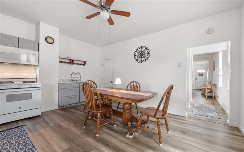 341 Short St, Trafford, 15085, 2 Bedroom Bedrooms, 8 Room Rooms,2 BathroomBathrooms,Residential,For Sale,Short St,1775458
