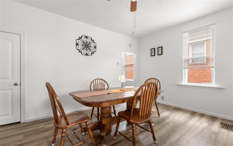 341 Short St, Trafford, 15085, 2 Bedroom Bedrooms, 8 Room Rooms,2 BathroomBathrooms,Residential,For Sale,Short St,1775458