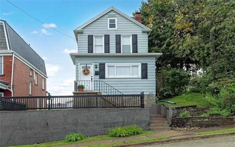 341 Short St, Trafford, 15085, 2 Bedroom Bedrooms, 8 Room Rooms,2 BathroomBathrooms,Residential,For Sale,Short St,1775458