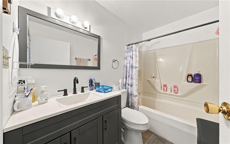 2097 Route 130, Pleasant Unity, 15676, ,Multi-unit,For Sale,Route 130,1767744