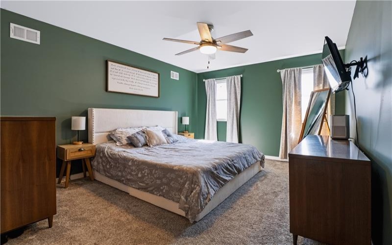 9986 Mcclellan St, North Huntingdon, 15642, 3 Bedroom Bedrooms, 9 Room Rooms,2.2 BathroomBathrooms,Residential,For Sale,Mcclellan St,1768062