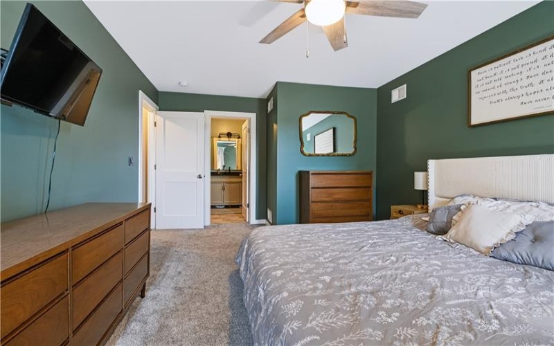 9986 Mcclellan St, North Huntingdon, 15642, 3 Bedroom Bedrooms, 9 Room Rooms,2.2 BathroomBathrooms,Residential,For Sale,Mcclellan St,1768062