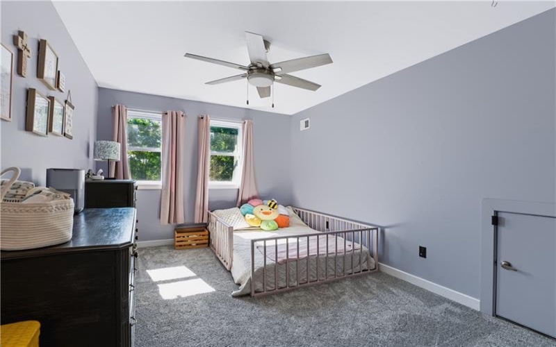 9986 Mcclellan St, North Huntingdon, 15642, 3 Bedroom Bedrooms, 9 Room Rooms,2.2 BathroomBathrooms,Residential,For Sale,Mcclellan St,1768062