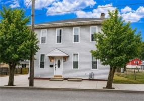 130 LINCOLN ST, WAYNESBURG, 15370, 3 Bedroom Bedrooms, 7 Room Rooms,2 BathroomBathrooms,Residential,For Sale,LINCOLN ST,1772309