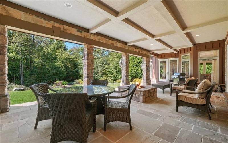 2323 South Ridge Drive, Hidden Valley, 15502, 4 Bedroom Bedrooms, 13 Room Rooms,4.2 BathroomBathrooms,Residential,For Sale,South Ridge Drive,1774557