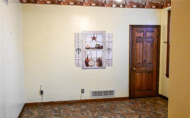 412 Wood St, California, 15419, 3 Bedroom Bedrooms, 7 Room Rooms,2 BathroomBathrooms,Residential,For Sale,Wood St,1774781
