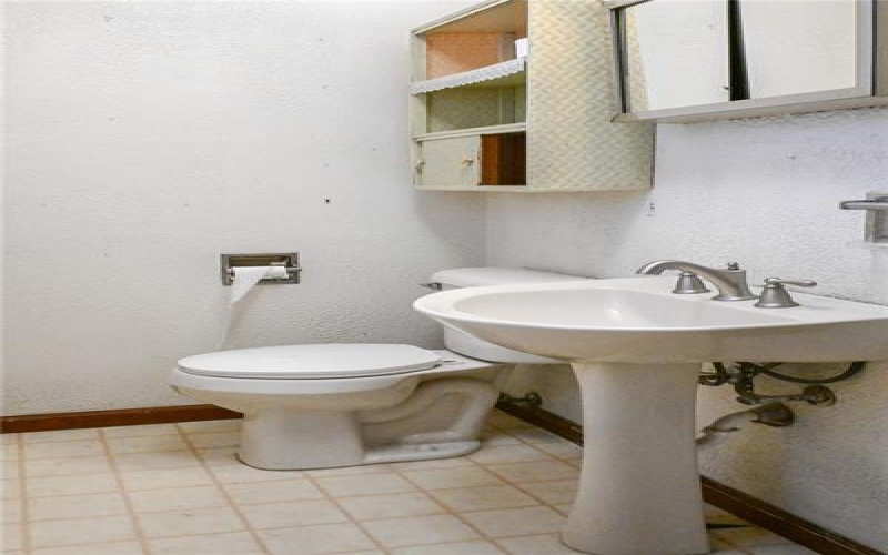 412 Wood St, California, 15419, 3 Bedroom Bedrooms, 7 Room Rooms,2 BathroomBathrooms,Residential,For Sale,Wood St,1774781