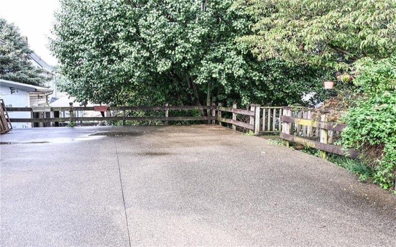 412 Wood St, California, 15419, 3 Bedroom Bedrooms, 7 Room Rooms,2 BathroomBathrooms,Residential,For Sale,Wood St,1774781