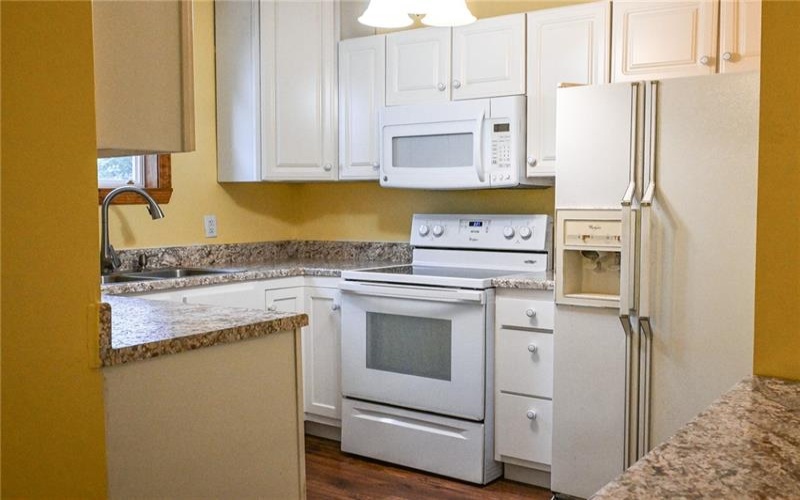 412 Wood St, California, 15419, 3 Bedroom Bedrooms, 7 Room Rooms,2 BathroomBathrooms,Residential,For Sale,Wood St,1774781