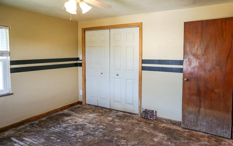 434 Mary St, Jeannette, 15644, 3 Bedroom Bedrooms, 6 Room Rooms,1 BathroomBathrooms,Residential,For Sale,Mary St,1775317