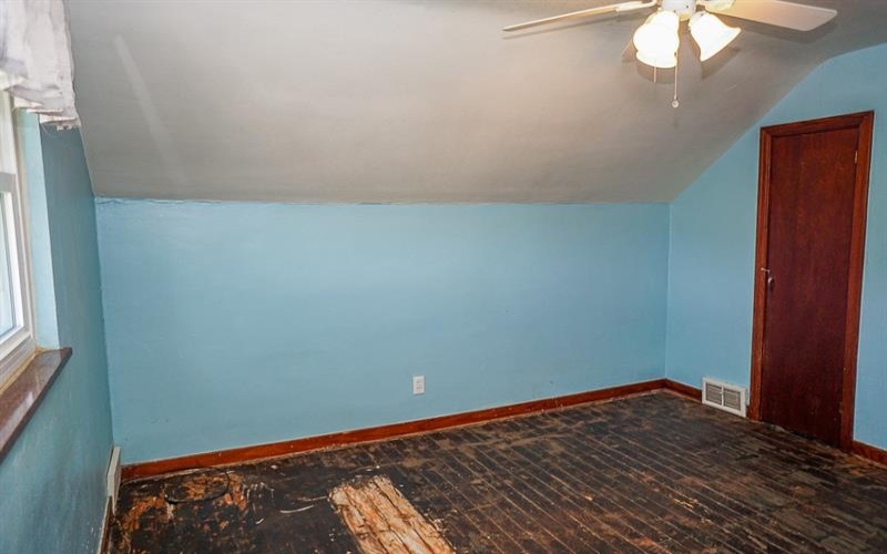 434 Mary St, Jeannette, 15644, 3 Bedroom Bedrooms, 6 Room Rooms,1 BathroomBathrooms,Residential,For Sale,Mary St,1775317