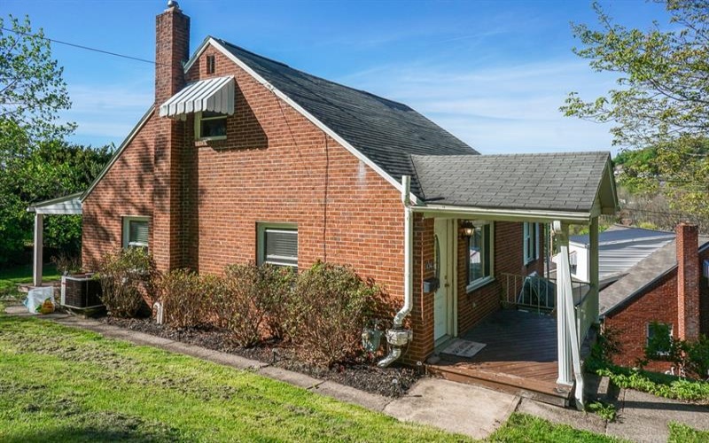 434 Mary St, Jeannette, 15644, 3 Bedroom Bedrooms, 6 Room Rooms,1 BathroomBathrooms,Residential,For Sale,Mary St,1775317