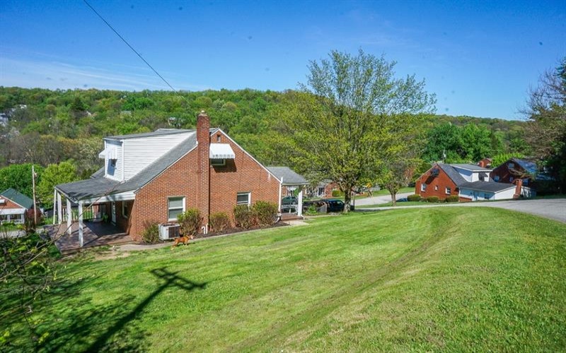 434 Mary St, Jeannette, 15644, 3 Bedroom Bedrooms, 6 Room Rooms,1 BathroomBathrooms,Residential,For Sale,Mary St,1775317