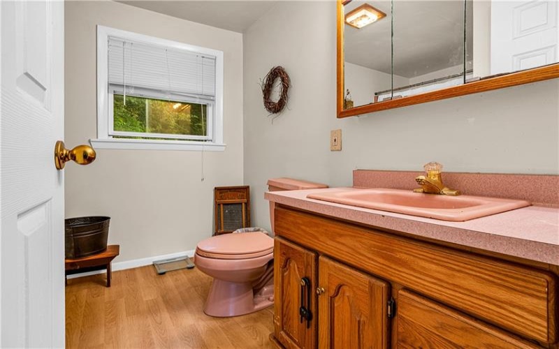 7791 National Pike, Uniontown, 15401, 3 Bedroom Bedrooms, 8 Room Rooms,2 BathroomBathrooms,Residential,For Sale,National Pike,1775530