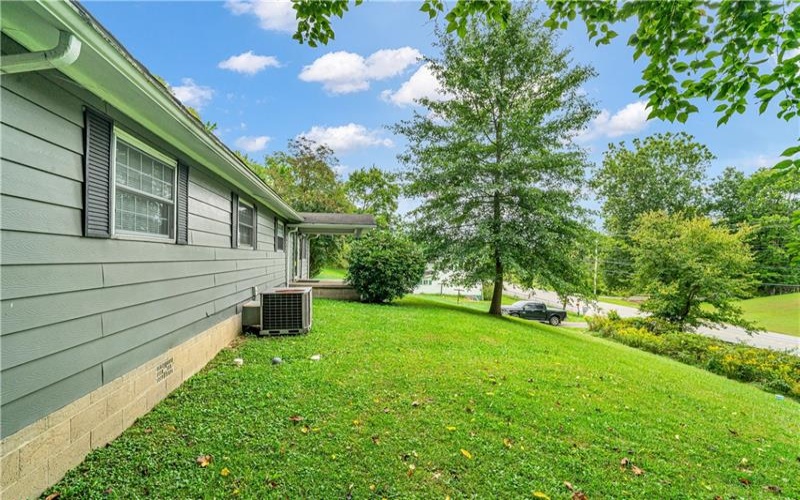 7791 National Pike, Uniontown, 15401, 3 Bedroom Bedrooms, 8 Room Rooms,2 BathroomBathrooms,Residential,For Sale,National Pike,1775530