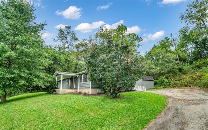 7791 National Pike, Uniontown, 15401, 3 Bedroom Bedrooms, 8 Room Rooms,2 BathroomBathrooms,Residential,For Sale,National Pike,1775530