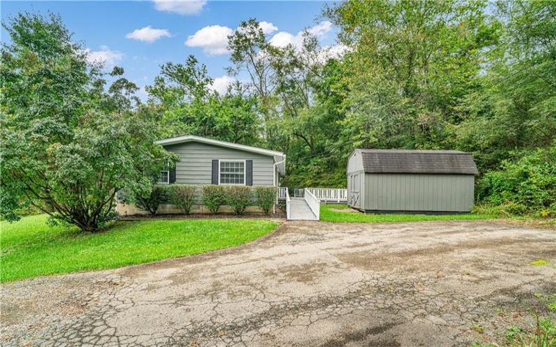 7791 National Pike, Uniontown, 15401, 3 Bedroom Bedrooms, 8 Room Rooms,2 BathroomBathrooms,Residential,For Sale,National Pike,1775530