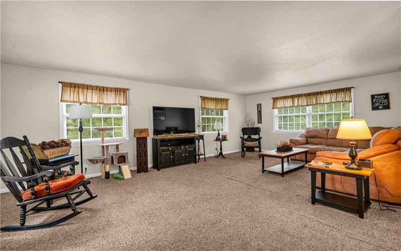 7791 National Pike, Uniontown, 15401, 3 Bedroom Bedrooms, 8 Room Rooms,2 BathroomBathrooms,Residential,For Sale,National Pike,1775530