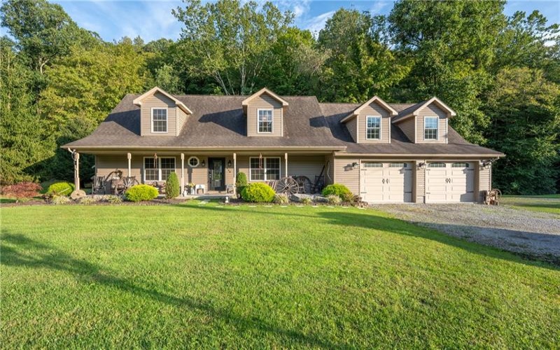 460 Back Creek Rd, Champion, 15622, 3 Bedroom Bedrooms, ,2.1 BathroomBathrooms,Residential,For Sale,Back Creek Rd,1775584