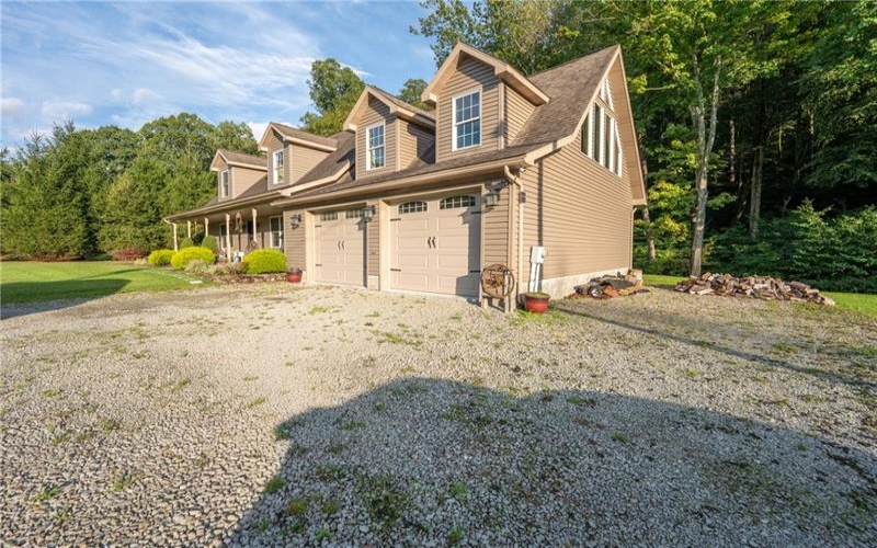 460 Back Creek Rd, Champion, 15622, 3 Bedroom Bedrooms, ,2.1 BathroomBathrooms,Residential,For Sale,Back Creek Rd,1775584