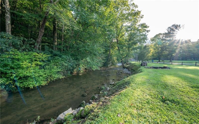 460 Back Creek Rd, Champion, 15622, 3 Bedroom Bedrooms, ,2.1 BathroomBathrooms,Residential,For Sale,Back Creek Rd,1775584