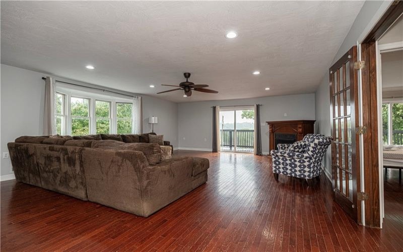 185 Mt Pleasant Road, Belle Vernon, 15012, 3 Bedroom Bedrooms, 10 Room Rooms,2.1 BathroomBathrooms,Residential,For Sale,Mt Pleasant Road,1775596