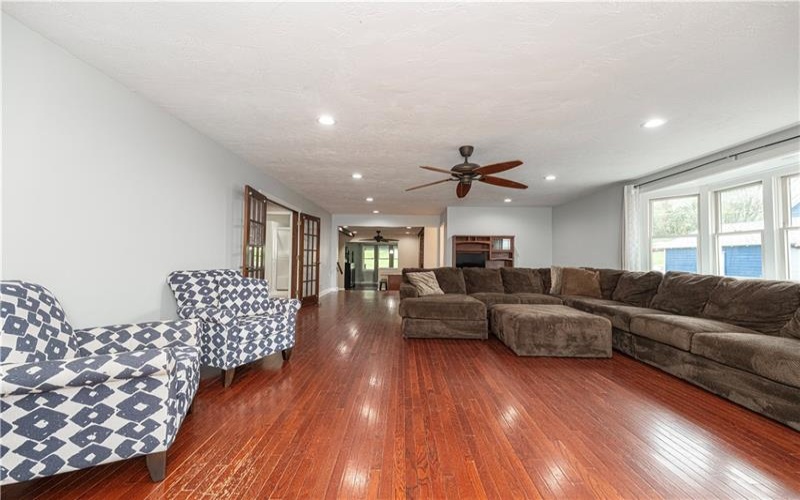 185 Mt Pleasant Road, Belle Vernon, 15012, 3 Bedroom Bedrooms, 10 Room Rooms,2.1 BathroomBathrooms,Residential,For Sale,Mt Pleasant Road,1775596