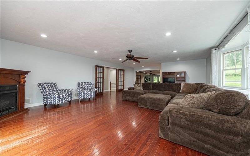 185 Mt Pleasant Road, Belle Vernon, 15012, 3 Bedroom Bedrooms, 10 Room Rooms,2.1 BathroomBathrooms,Residential,For Sale,Mt Pleasant Road,1775596
