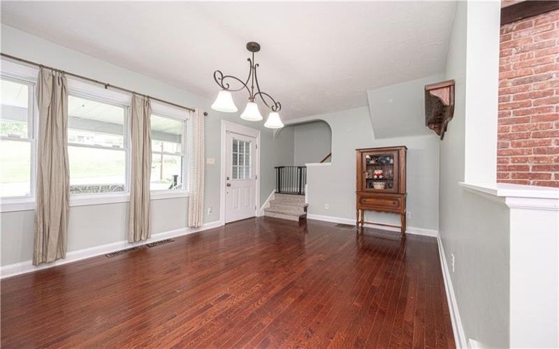 185 Mt Pleasant Road, Belle Vernon, 15012, 3 Bedroom Bedrooms, 10 Room Rooms,2.1 BathroomBathrooms,Residential,For Sale,Mt Pleasant Road,1775596