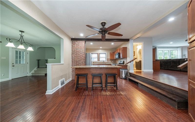 185 Mt Pleasant Road, Belle Vernon, 15012, 3 Bedroom Bedrooms, 10 Room Rooms,2.1 BathroomBathrooms,Residential,For Sale,Mt Pleasant Road,1775596