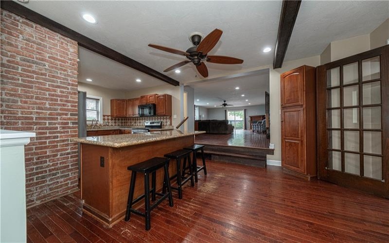 185 Mt Pleasant Road, Belle Vernon, 15012, 3 Bedroom Bedrooms, 10 Room Rooms,2.1 BathroomBathrooms,Residential,For Sale,Mt Pleasant Road,1775596