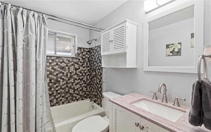 163 Van Dr, Connellsville, 15425, 4 Bedroom Bedrooms, 12 Room Rooms,2 BathroomBathrooms,Residential,For Sale,Van Dr,1775602