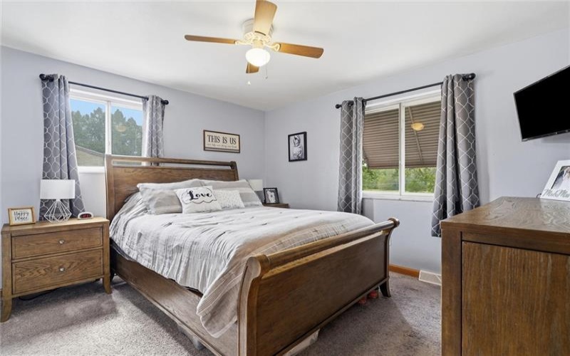163 Van Dr, Connellsville, 15425, 4 Bedroom Bedrooms, 12 Room Rooms,2 BathroomBathrooms,Residential,For Sale,Van Dr,1775602