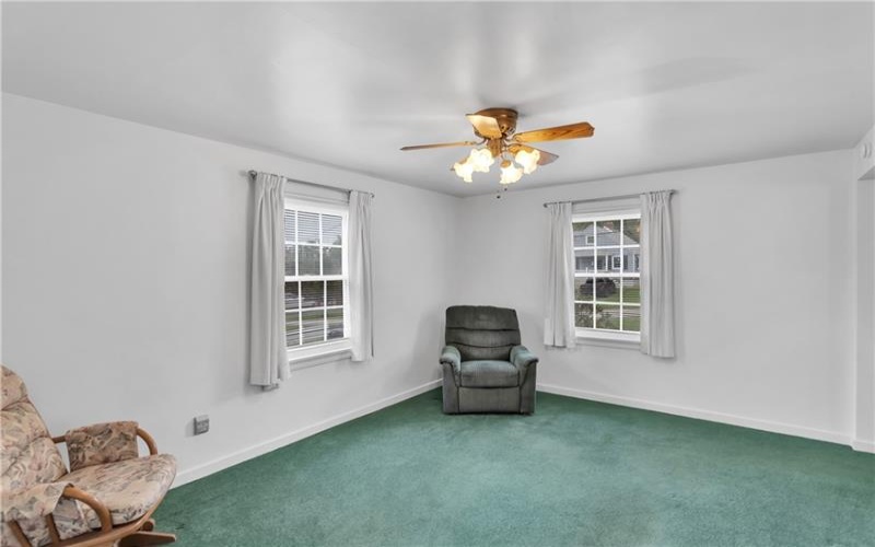 1824 Highland Ave, Irwin, 15642, 3 Bedroom Bedrooms, 10 Room Rooms,2 BathroomBathrooms,Residential,For Sale,Highland Ave,1775615